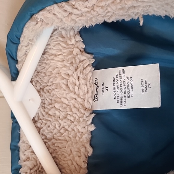 Wrangler Western Fall/Winter Vest big 4t or Small size - Picture 2 of 5